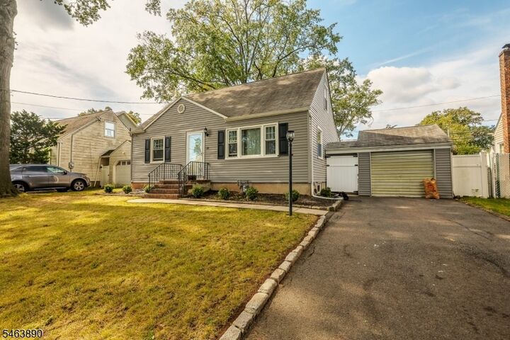 Property Photo:  214 Villa Pl  NJ 07065 
