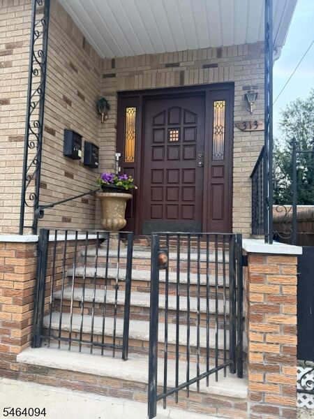 Property Photo:  313 Chestnut St  NJ 07032 