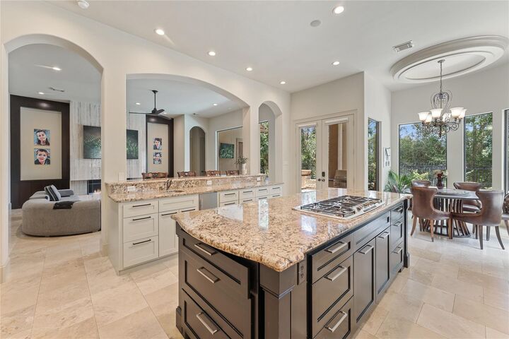 Property Photo:  79 Golden Scroll Circle  TX 77382 