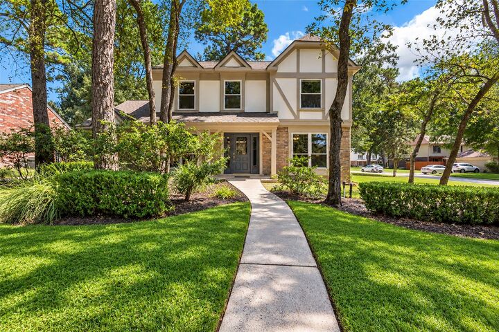 Property Photo:  2 Tall Sky Place  TX 77381 