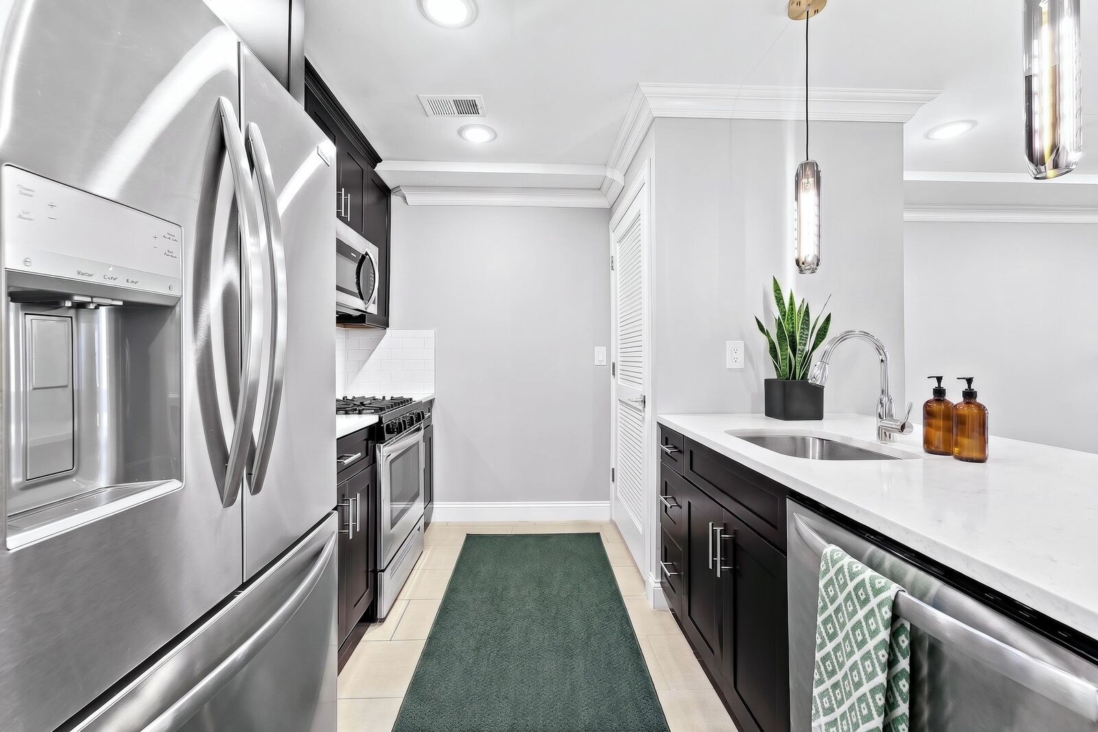 Property Photo: 175 Van Horne St 2 NJ 07304