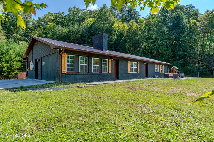 Property Photo:  4323 Boogertown Rd  TN 37876 