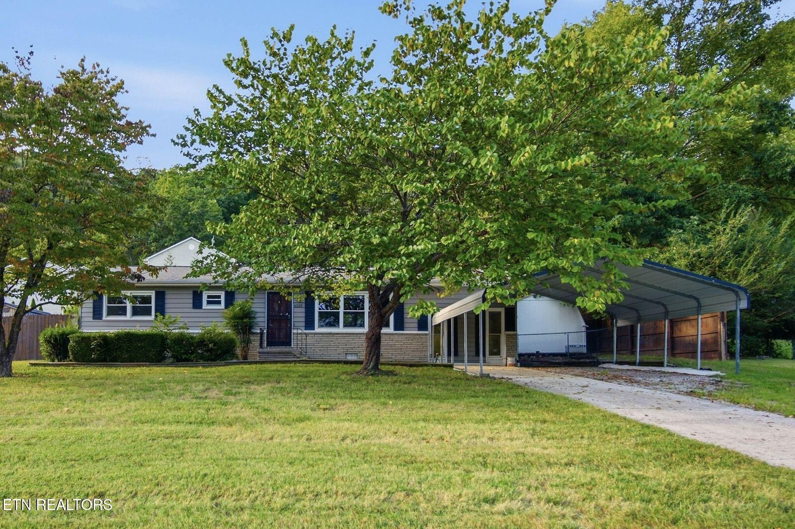 Property Photo: 4225 O'Hara Drive TN 37918