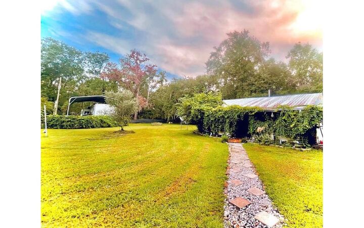 Property Photo: