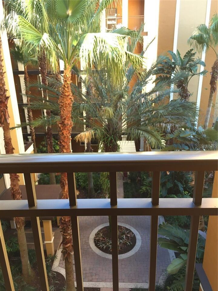 Property Photo:  12521 Floridays Resort Drive 302F  FL 32821 
