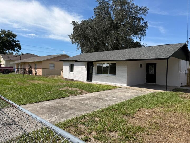 Property Photo:  11106 Happy Acres Lane  FL 33578 