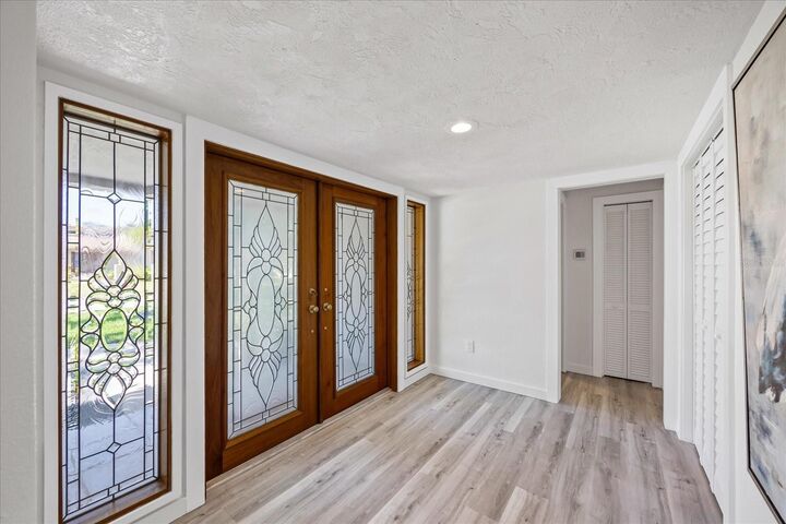 Property Photo:  2900 Sandpiper Place  FL 33762 