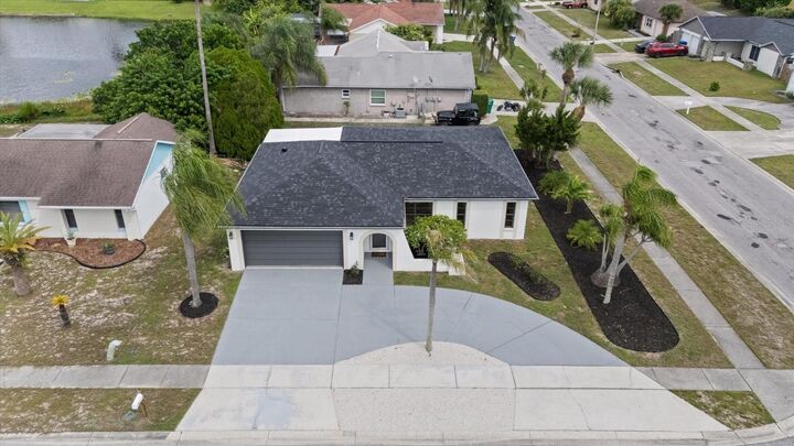 Property Photo:  1016 Fuchsia Drive  FL 34691 