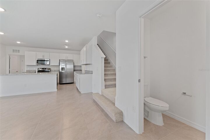 Property Photo:  15014 Windflower Alley  FL 34787 