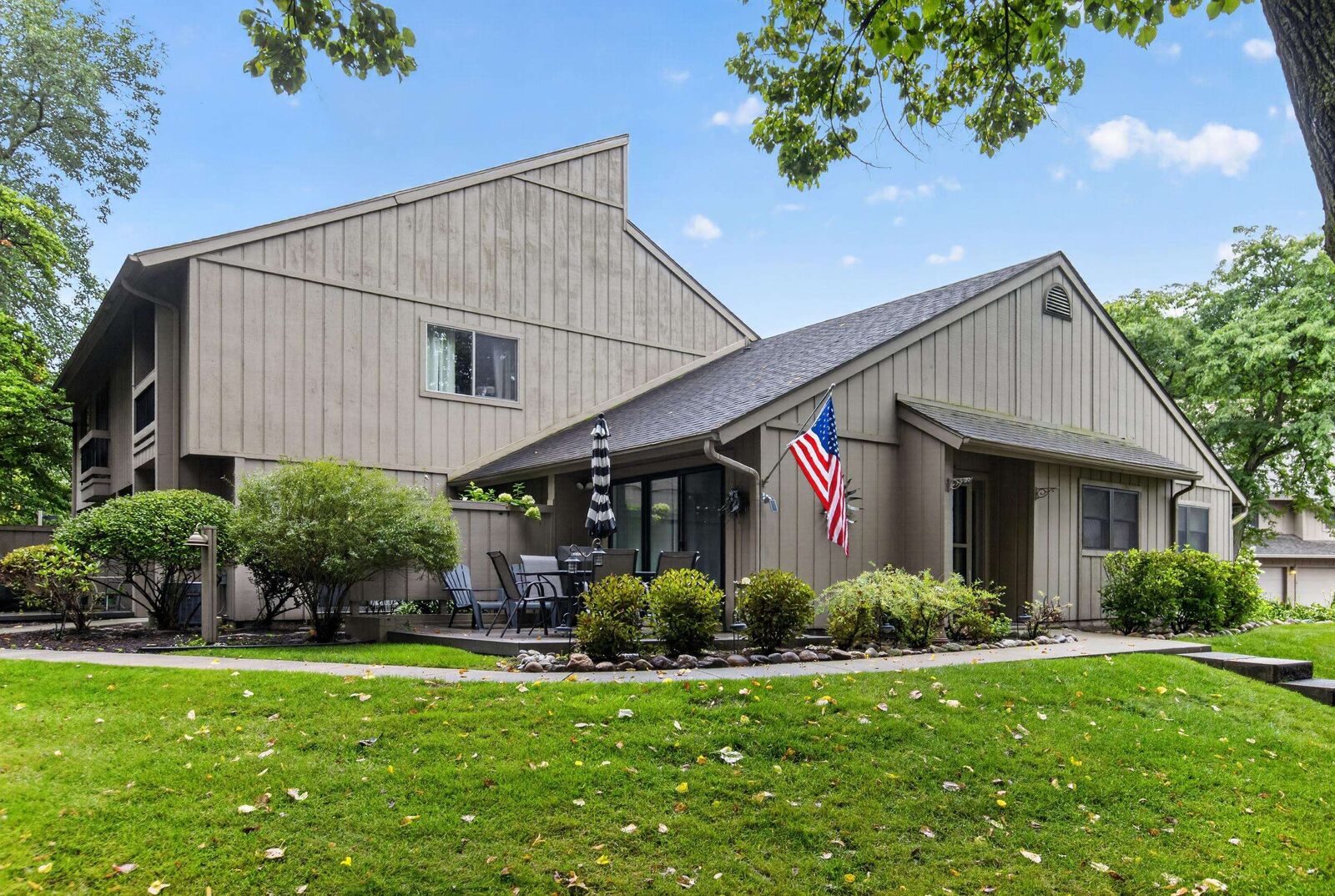 Property Photo: 2358 Bay Woods Court MI 48706