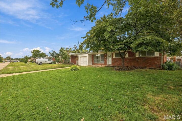 Property Photo: 14 Tamma Lane MO 63042