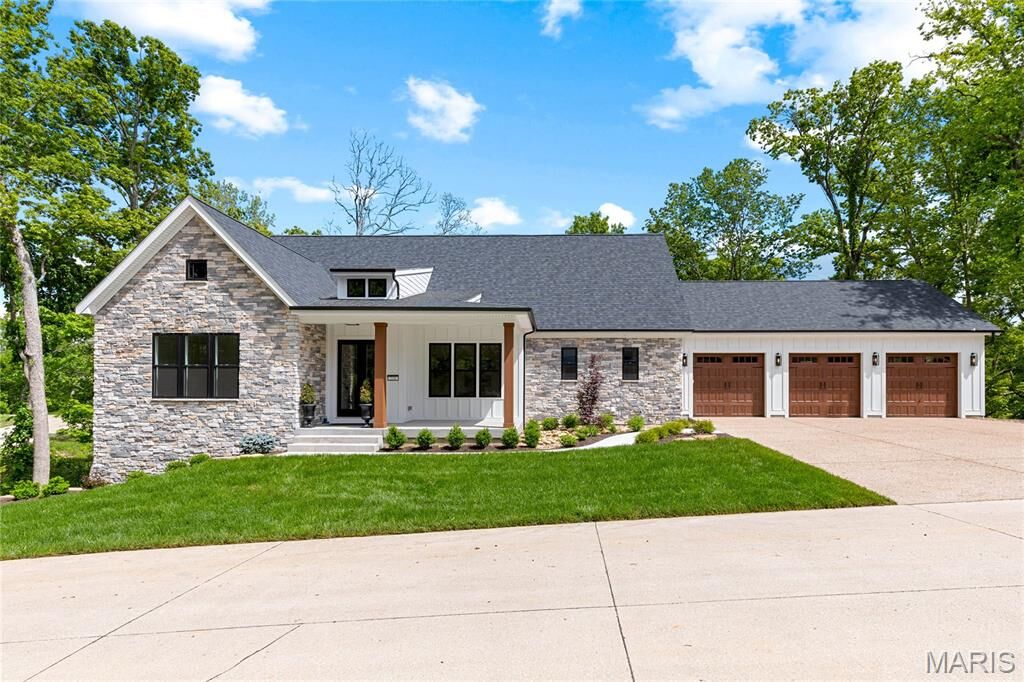 Property Photo: 218 Ella Rose Lane MO 63304