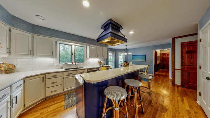 Property Photo: 425 Newman Ct WI 53549