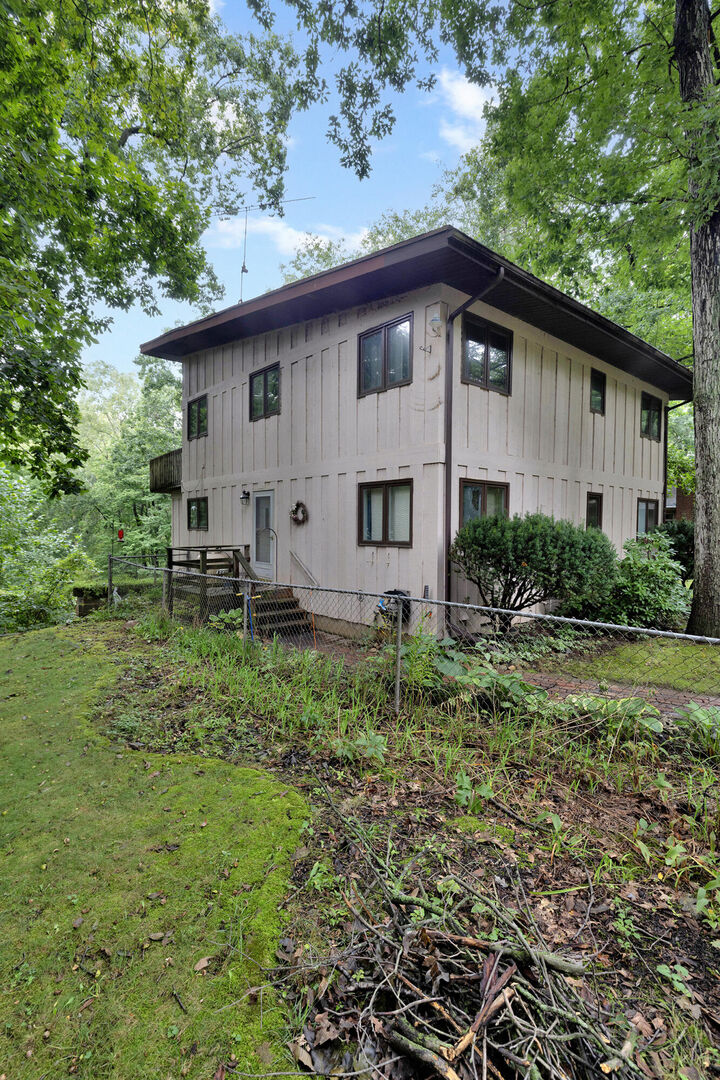 Property Photo:  70170 Arbola Drive  MI 49099 