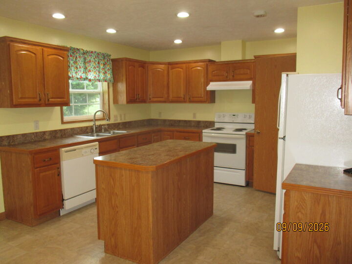 Property Photo: 7561 Arkansaw Road MI 49227