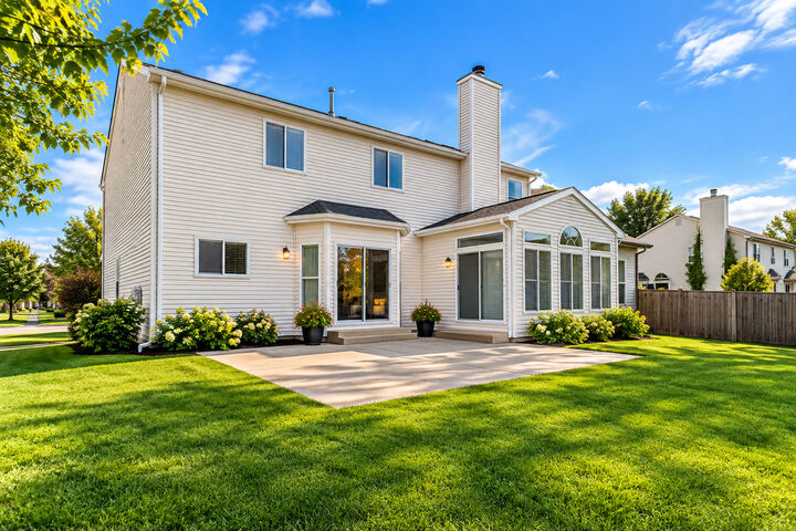 Property Photo:  2004 Fieldstone Court  IL 60586 