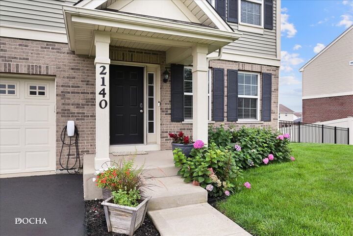 Property Photo:  2140 Bonnieglen Drive  IL 60451 