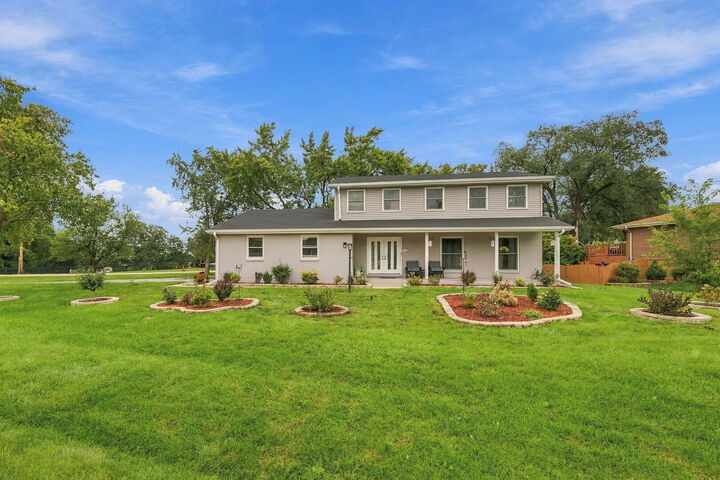 Property Photo: 21W134 Club Terrace IL 60143