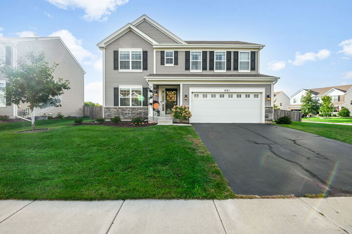 Property Photo: 891 Wildwood Drive IL 60140