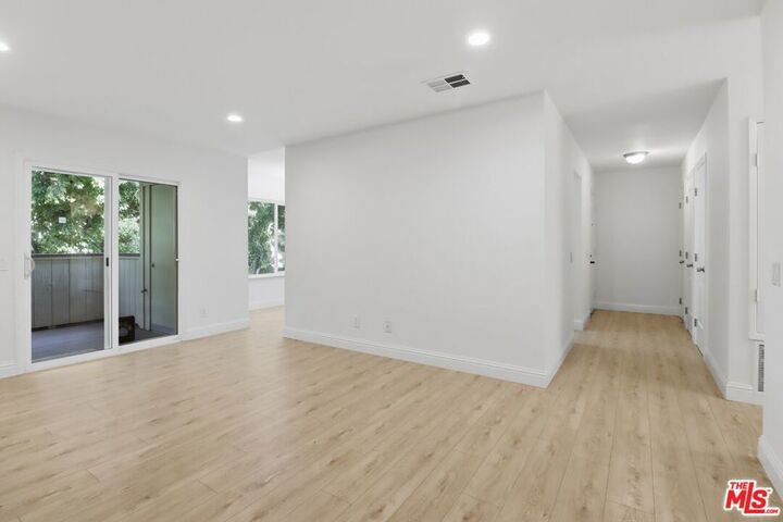 Property Photo:  2511 Easton Place 48  CA 95133 