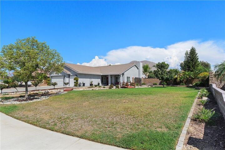 Property Photo:  436 Cindy Circle  CA 92507 