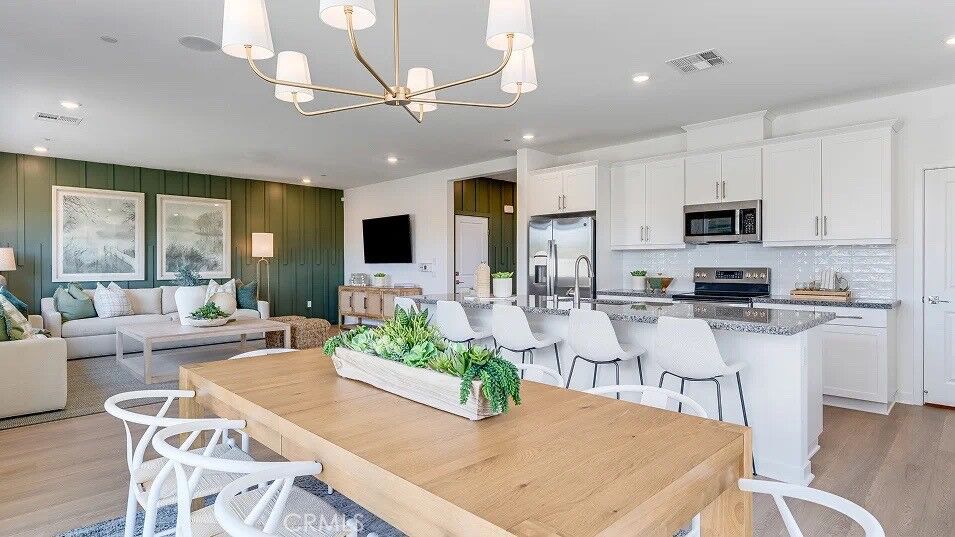Property Photo: 27784 Leggero Lane CA 92586