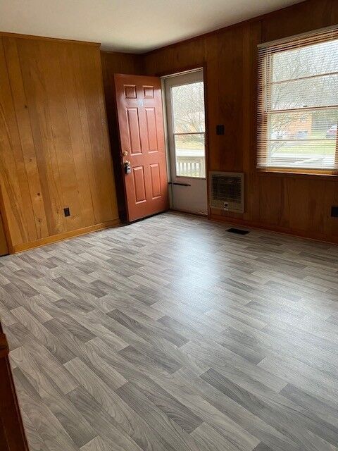 Property Photo:  110 Allen Dr A  TN 37398 