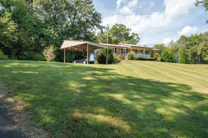 Property Photo: 665 Julia Dr TN 38506