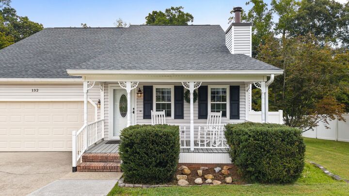 Property Photo:  132 Alexanders Cir NW  TN 37312 