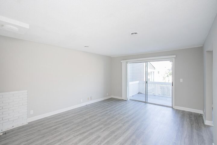 Property Photo:  421 Raintree Pl  TN 37076 