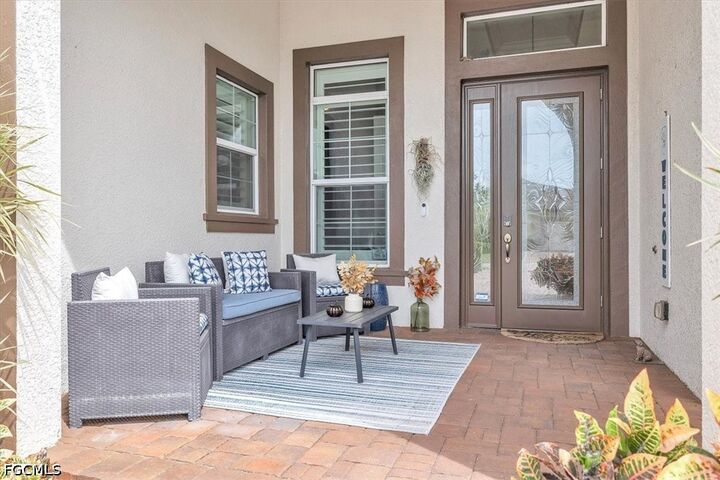 Property Photo:  13741 Woodhaven Circle  FL 33905 