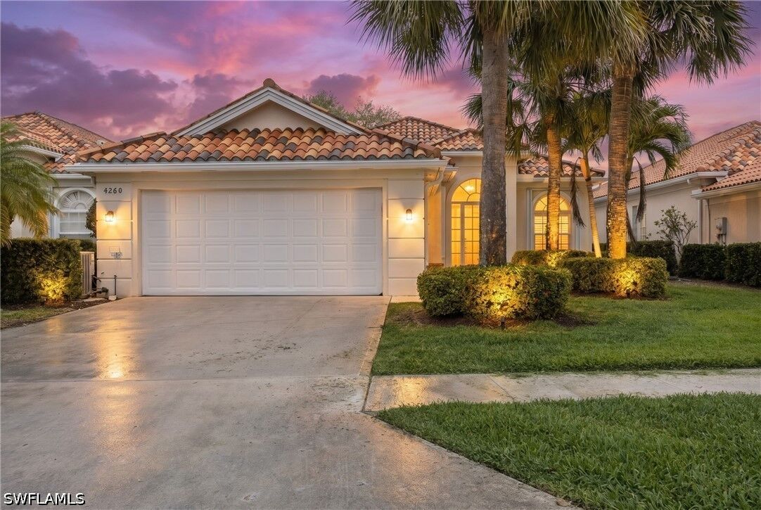 Property Photo:  4260 Montalvo Court  FL 34109 