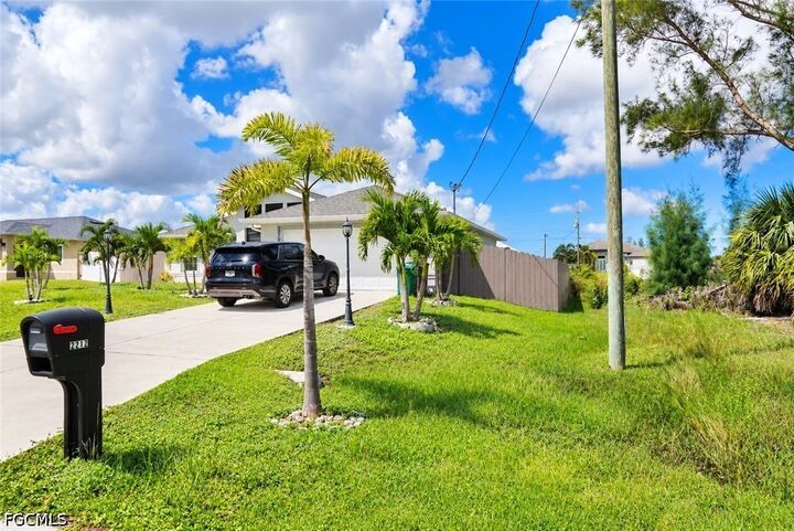 Property Photo: 2212 NW 42nd Place FL 33993