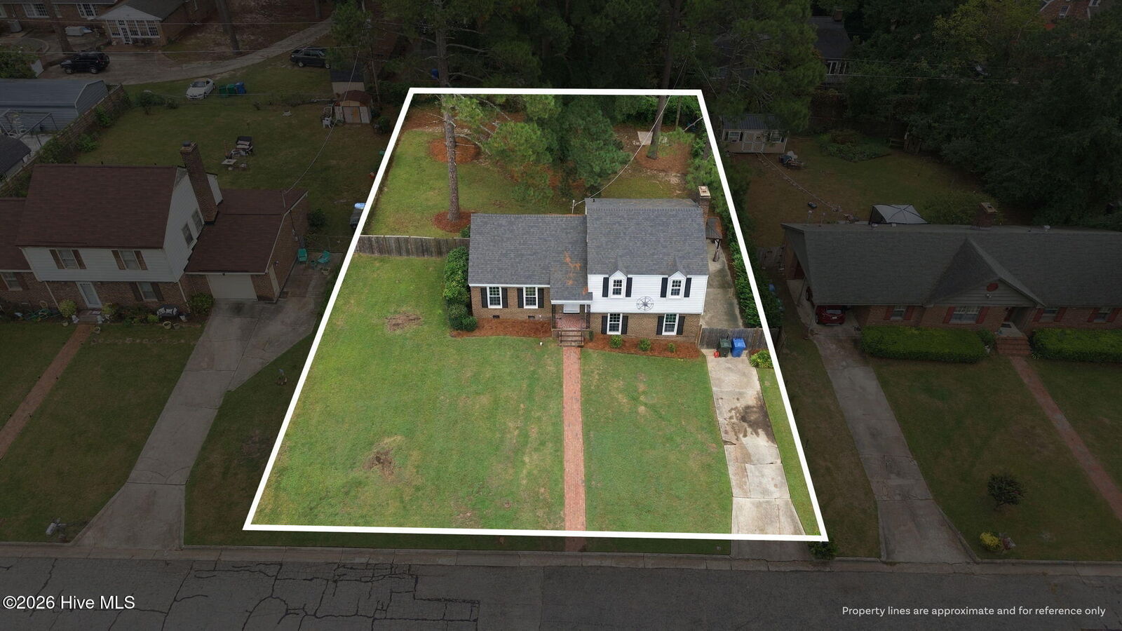 Property Photo: 2214 Somerset Drive N NC 27893