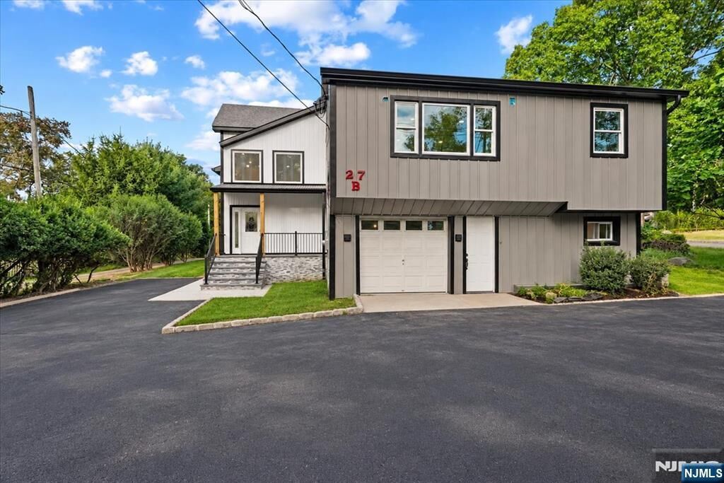 Property Photo:  27B Taylortown Road  NJ 07045 