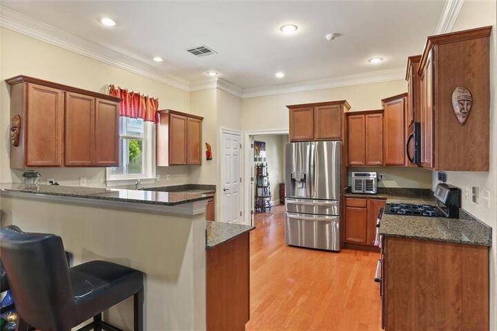 Property Photo: 18 Seaward Court LA 70131