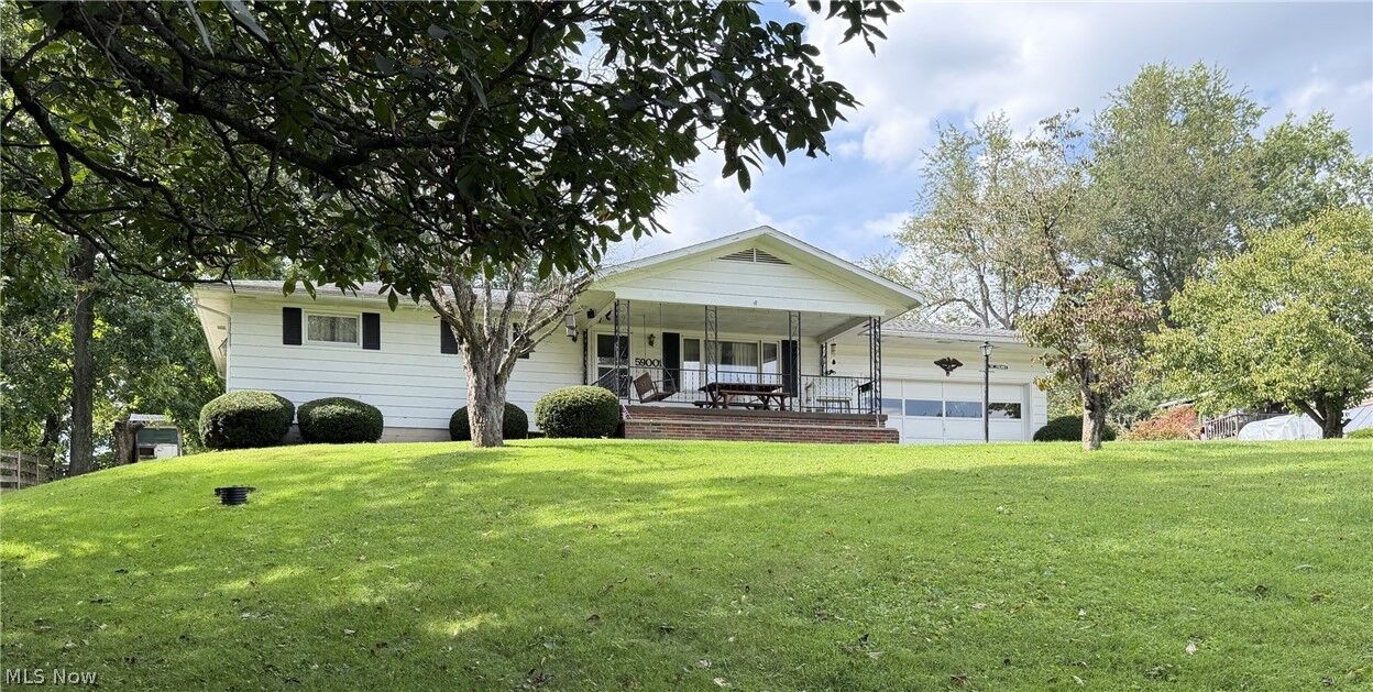 Property Photo:  59001 Meadowbrook Heights Lane  OH 43723 