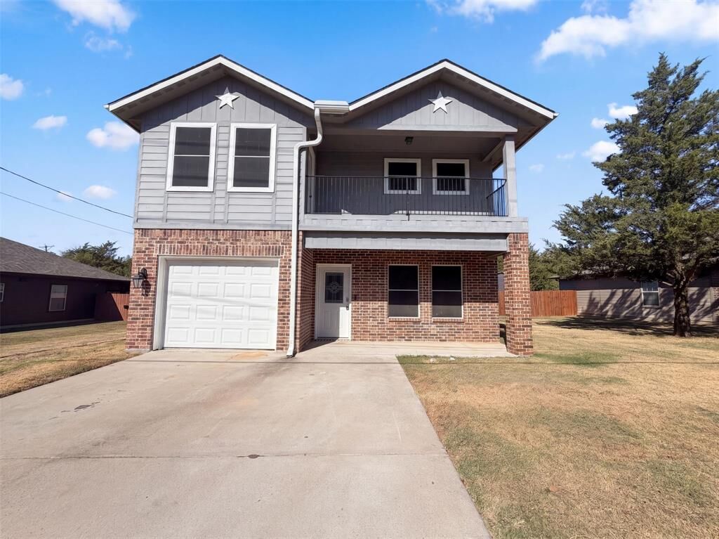 Property Photo: 6006 Colorado Street TX 75402