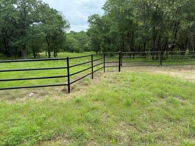 Property Photo:  2570 Randell Lake Road  TX 75020 