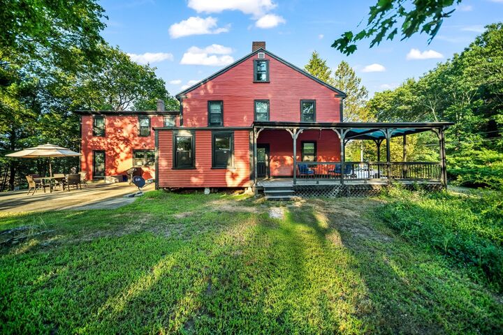 Property Photo:  20 Harnden St  MA 01887 