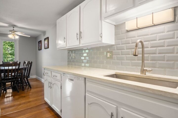 Property Photo:  15 Foundry St A6  MA 02375 