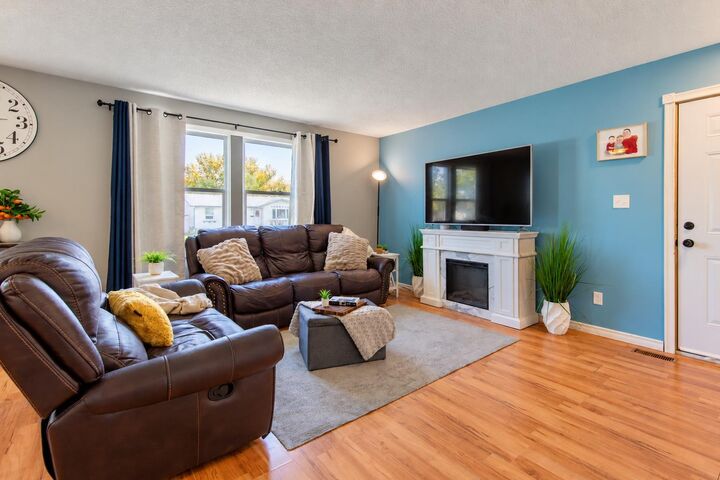Property Photo:  150 N 250 W  AB T0K 2S0 