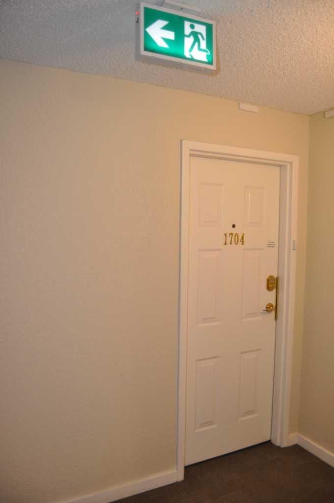 Photo de la propriété: 9800 Horton Road SW 1704 AB T2V 5B5