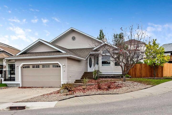 Property Photo:  11 Sheep River Gate  AB T1S 1X2 