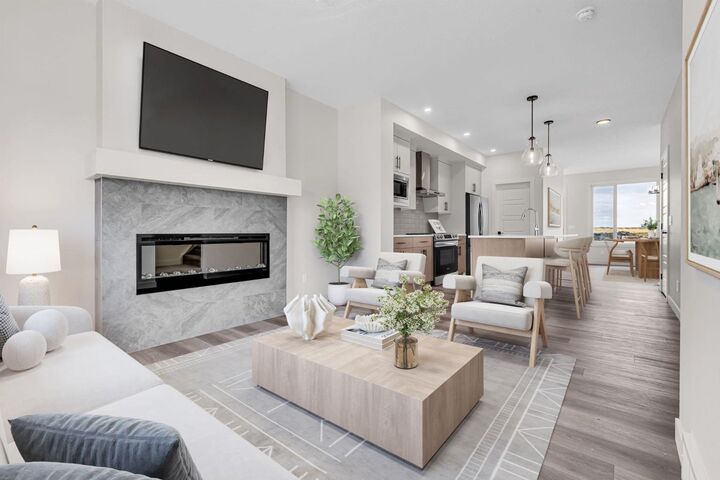 Property Photo:  178 Lanark Gate SE  AB T4A 3R7 