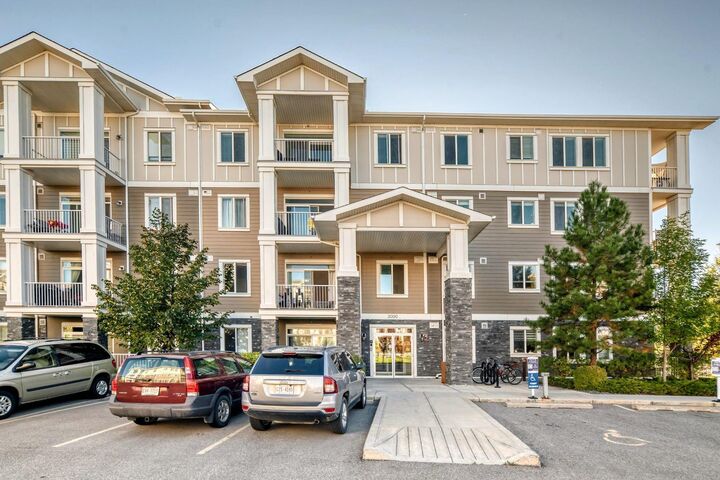 Property Photo:  522 Cranford Drive SE 3203  AB T3M 2L7 