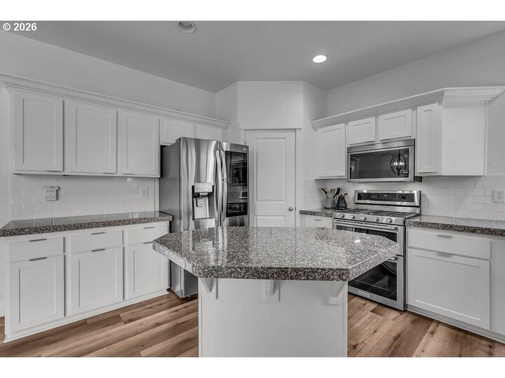 Property Photo:  8445 SW 195th Pl  OR 97007 
