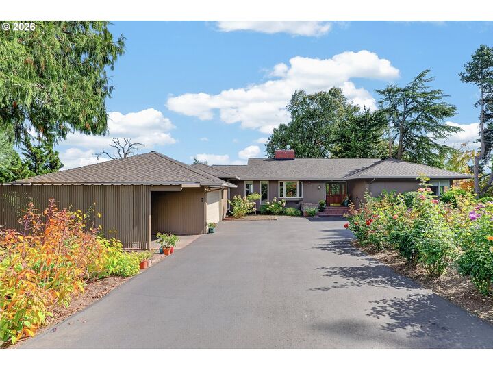 Property Photo:  13240 Knaus Rd  OR 97034 