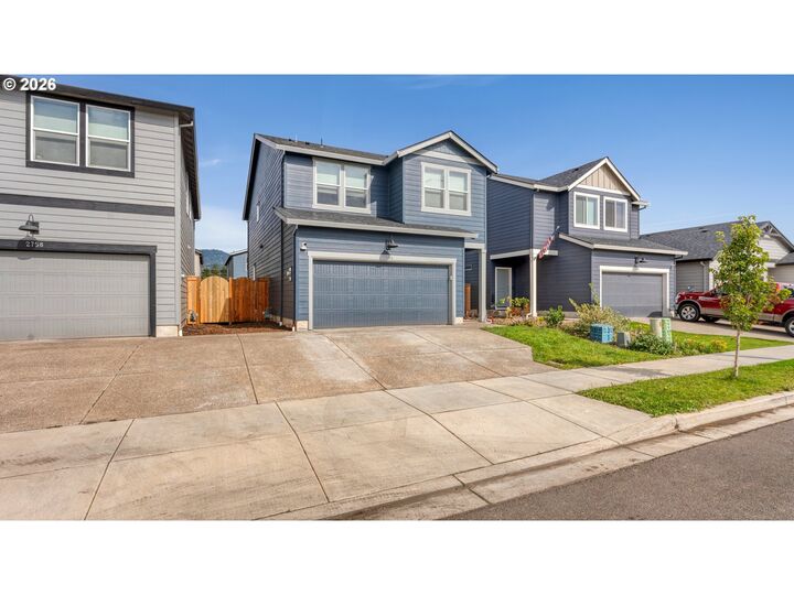 Property Photo: 2766 V St OR 97477