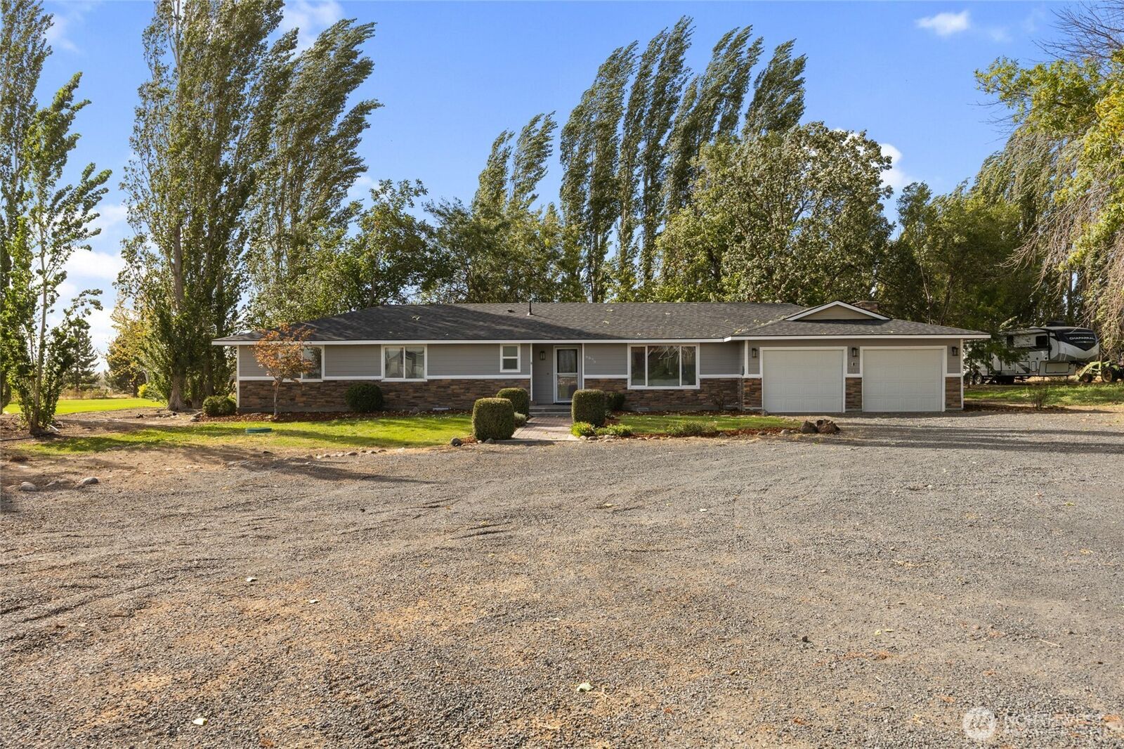 Property Photo:  6856  Rd E  NE  WA 98837 